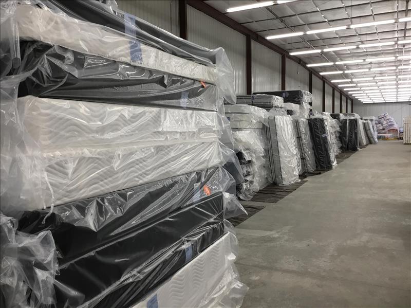 Quincy Warehouse Bargains Quincy, IL